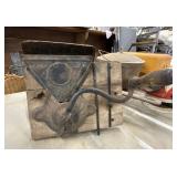 VINTAGE PARKER WALL COFFEE GRINDER.