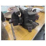 Wilton 656 Heavy Duty Bench Vise Swivel Base