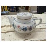 Vintage Porcelain Teapot made by Andrea by Sadek.