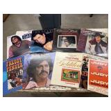 8 Vintage Vinyl Records George Strait, Ronnie