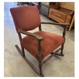 Antique American Rocker, Wooden legs and arm