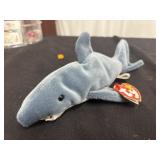 Ty Beanie Babies "Crunch" the Shark plush toy