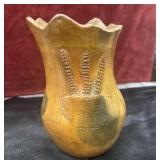 Navajo pottery vase, Chip at Top