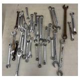 Assorted bundle of wrenches