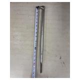 2 heavy duty metal pry bars