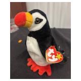 Ty Beanie Babies "Puffer" the Puffin plush toy