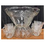 This vintage Anchor Hocking punch bowl set