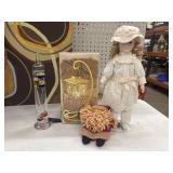 Miscellaneous home decor
