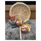 4 wicker paper plate holders and 2 handcrafted