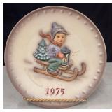 1975 Goebel  Hummel 'Ride Into Christmas' plate