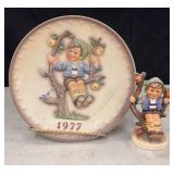 1977 Goebel Hummel 'Apple Tree Boy' plate
