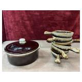 Vintage Hull Pottery covered casserole dish and