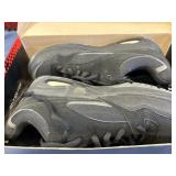 Heelys roller shoes. Size 11