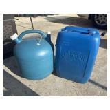 2 Blue containers are designed for storing