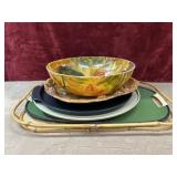 Bundle of trays and bowel