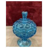 Blue Moon and Stars L.E.Smith lidded candy dish.