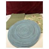 Bundle table placemats