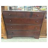 Canora Grey Vandyke Traditional 4-drawer dresser