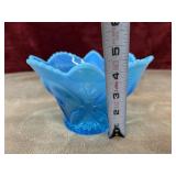 Kemple blue glass pedestal cake stand and