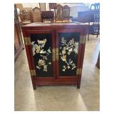 Vintage Chinese Chinoiserie accent cabinet.