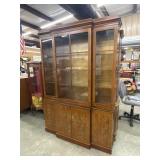 Vintage Drexel Heritage Chinoiserie-style Cabinet