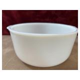 Glasbake for Sunbeam white milk glass mixing