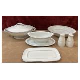 Noritake round covered serving dish, bowl, gravy