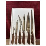 Deluxe6-piece kitchen knife.