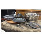 Vintage silver-plated silent butler crumb