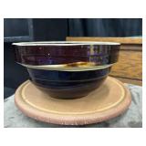 Vintage brown stoneware mixing bowl from the USA.