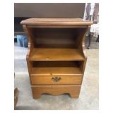 Vintage Ethan Allen Heirloom Nutmeg maple