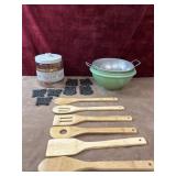 Vintage Pyrex "The Cracker Barrel" glass