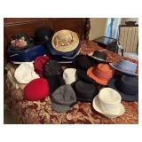 Large bundle of Misc womenï¿½s hats. 18 hats and 2