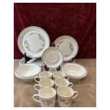 37 pc. vintage Corning Corelle Abundance 8