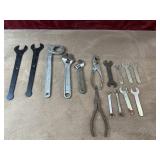 15 pc. vintage hand tools, open-end spanners,