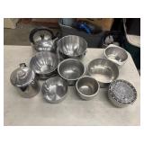 Stainless steel nesting bowls, food steamer