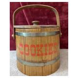 Vintage wooden barrel or firkin-style cookie
