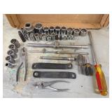 Standard & Deep-Well Sockets in Multiple Sizes,