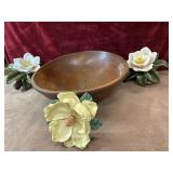 4 pc. porcelain magnolia flower figurines,  wall