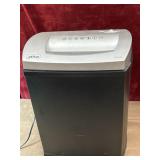 Ativa DX120P Cross-Cut Shredder. Comes on. Sold
