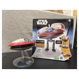 Star Wars L0-LA59 (Lola) Animatronic Edition toy.