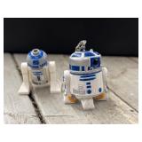 LEGO Star Wars R2-D2 Keychain alongside an R2-D2