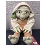 Star Wars Yoda 18-Inch Plush toy by Jay Franco &