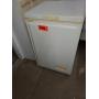AVANTI APT. SIZE FREEZER