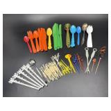 Retro Plastic Drink Stirrers & Plastic Flatware