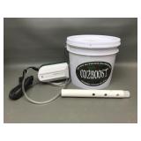 New Co2 Boose W Bucket & Pump