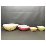 Vtg Pyrex Mixing Bowls Set Of 4