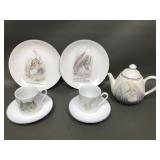 Alice In Wonderland Reutters Porcelain Tea Pieces