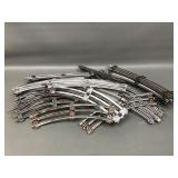 30pc Vintage O Scale Curved Train Rail Road Track