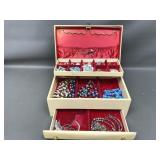 Vintage Lady Buxton Jewelry Box W Costume Jewelry